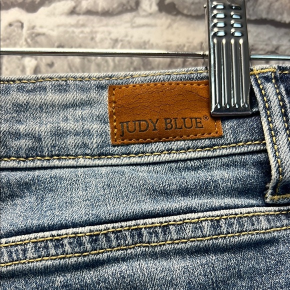 Judy Blue Women's Blue Jeans‎ - Picture 4 of 12